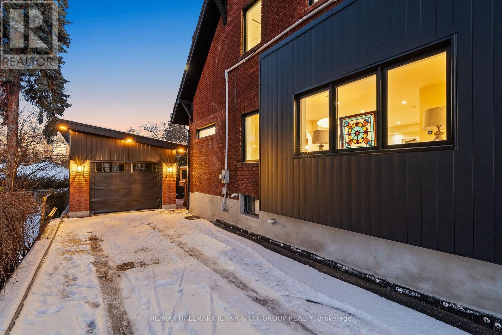 309 Fairmont Avenue, Ottawa, ON - Outdoor With Exterior