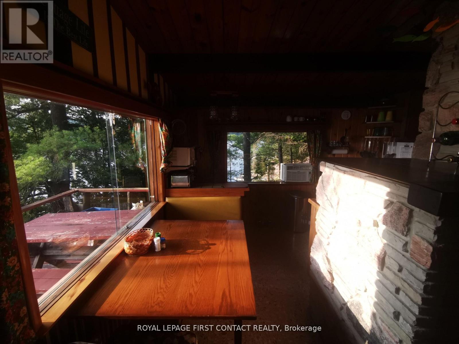 111 Healey Lake Water, The Archipelago, ON -