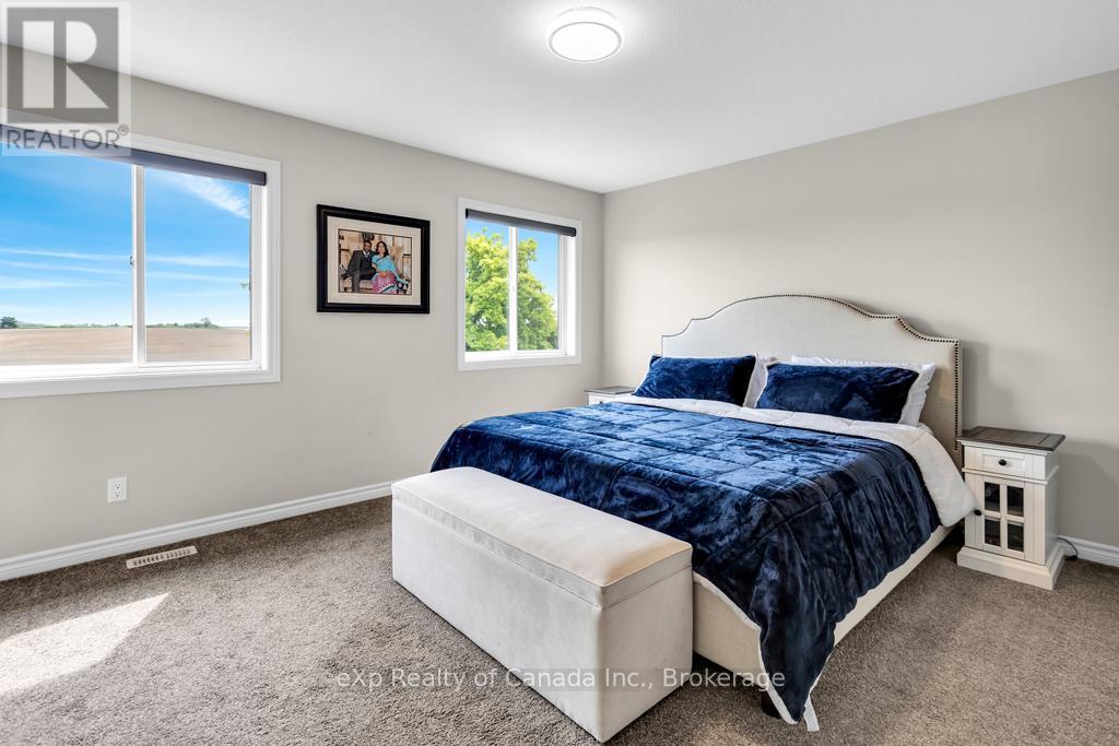 341 Poldon Drive, Norwich (Norwich Town), ON - Indoor Photo Showing Bedroom