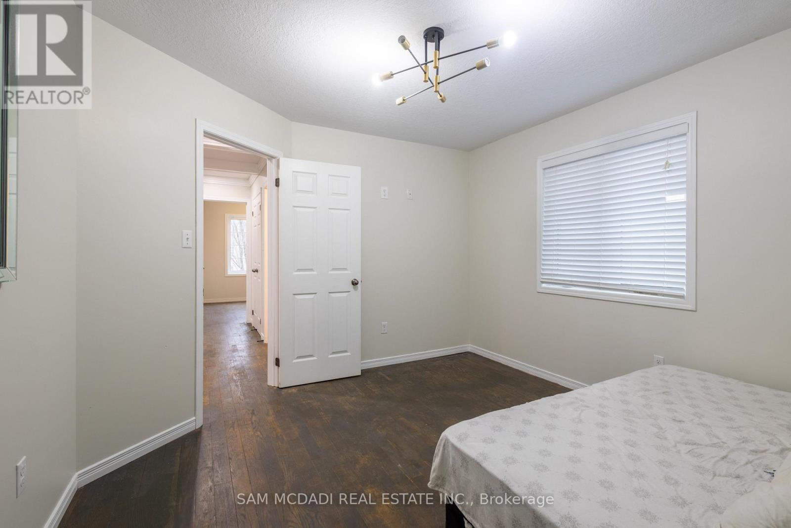 22 Lambert Crescent, Brantford, ON - Indoor Photo Showing Bedroom