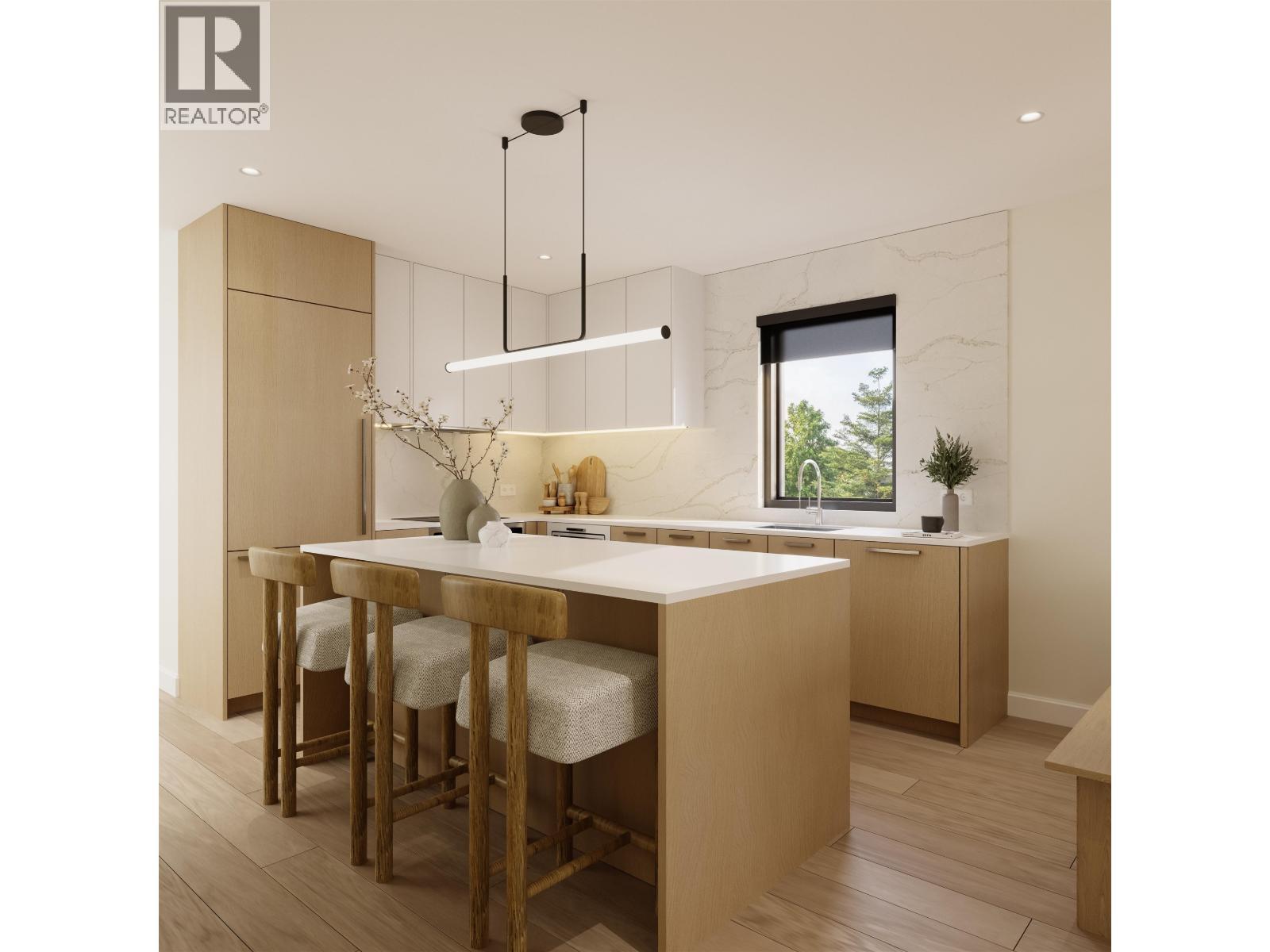 2416 Western Avenue, North Vancouver, BC