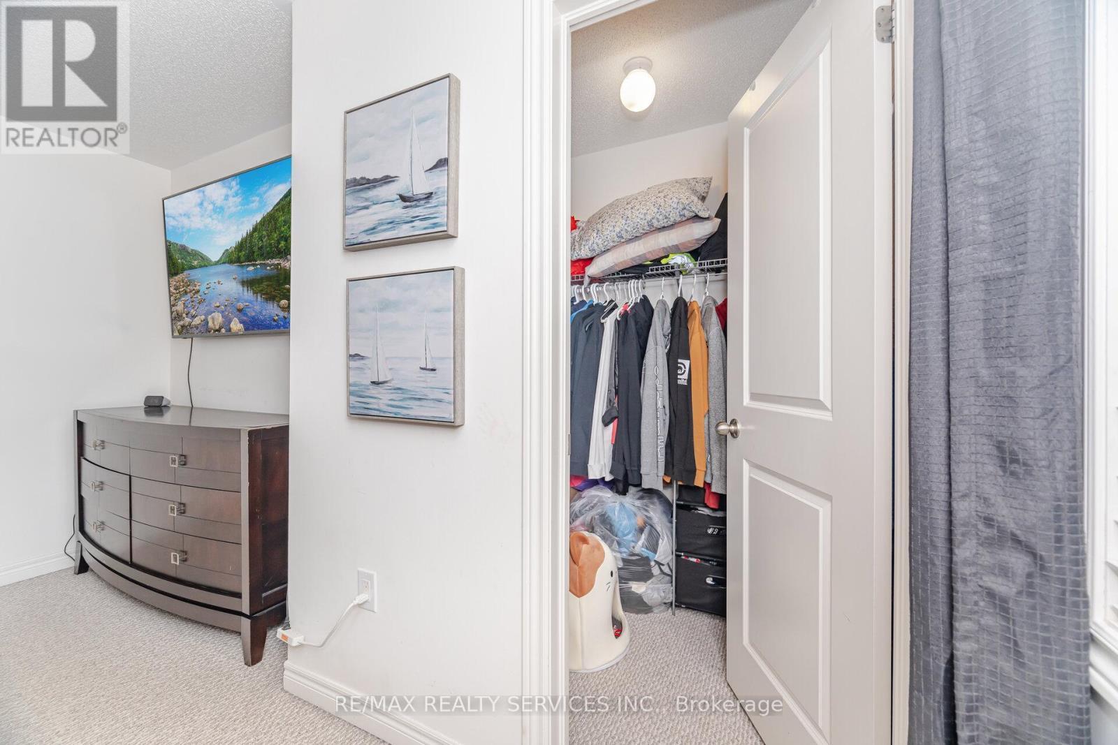 7 Dufay Road, Brampton, ON - Indoor