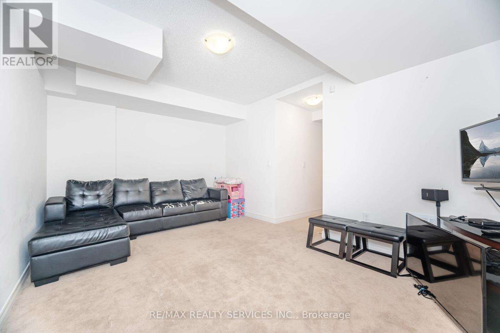 7 Dufay Road, Brampton, ON - Indoor