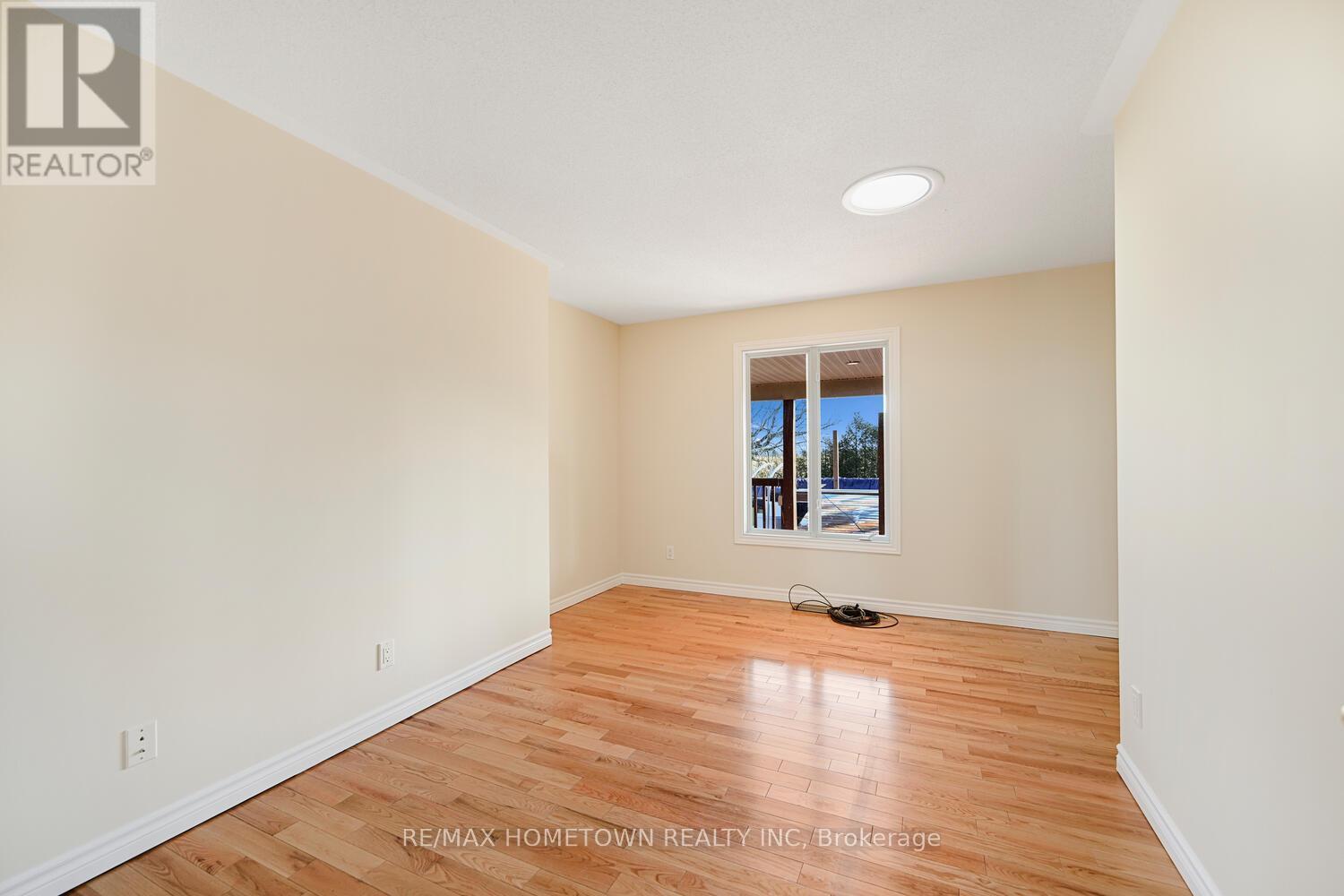 3583 Carman Road, South Dundas, ON - Indoor Photo Showing Other Room