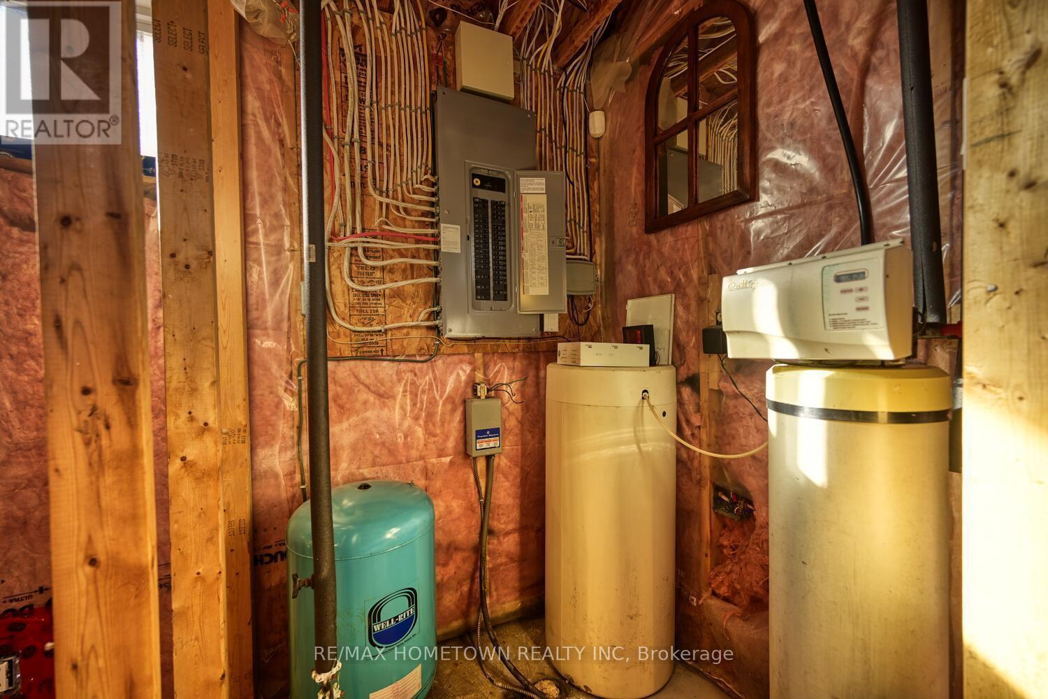 3583 Carman Road, South Dundas, ON - Indoor Photo Showing Basement