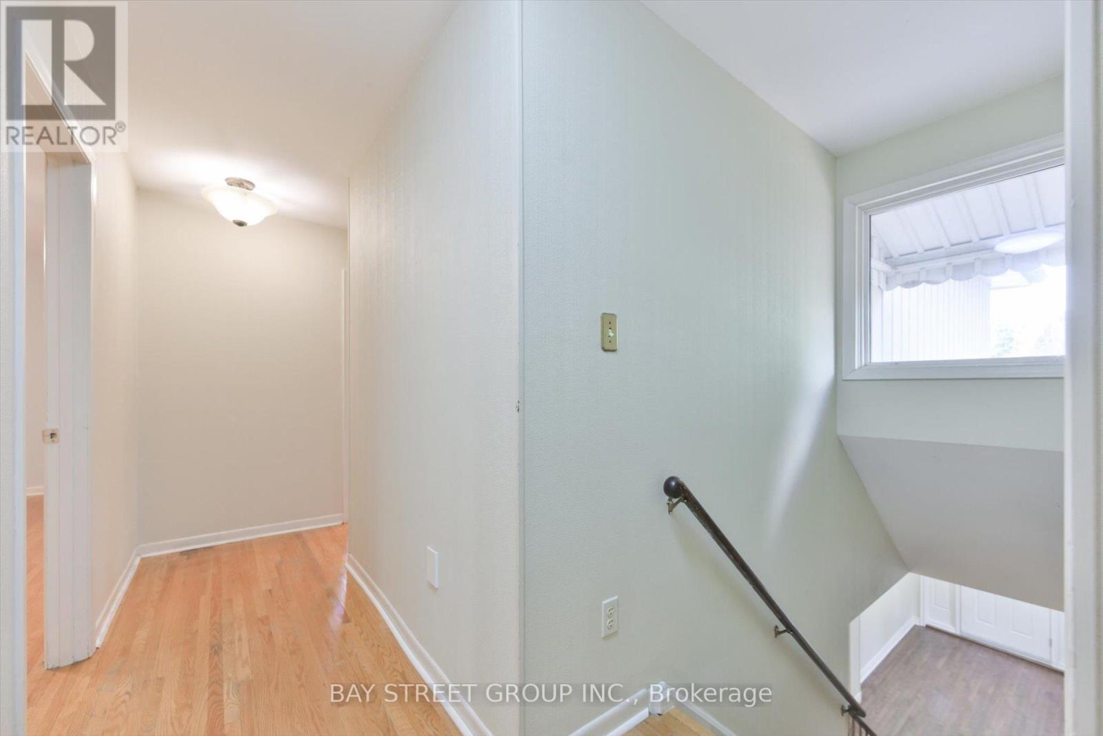 33 Kilchurn Castle Drive, Toronto, ON - Indoor Photo Showing Other Room