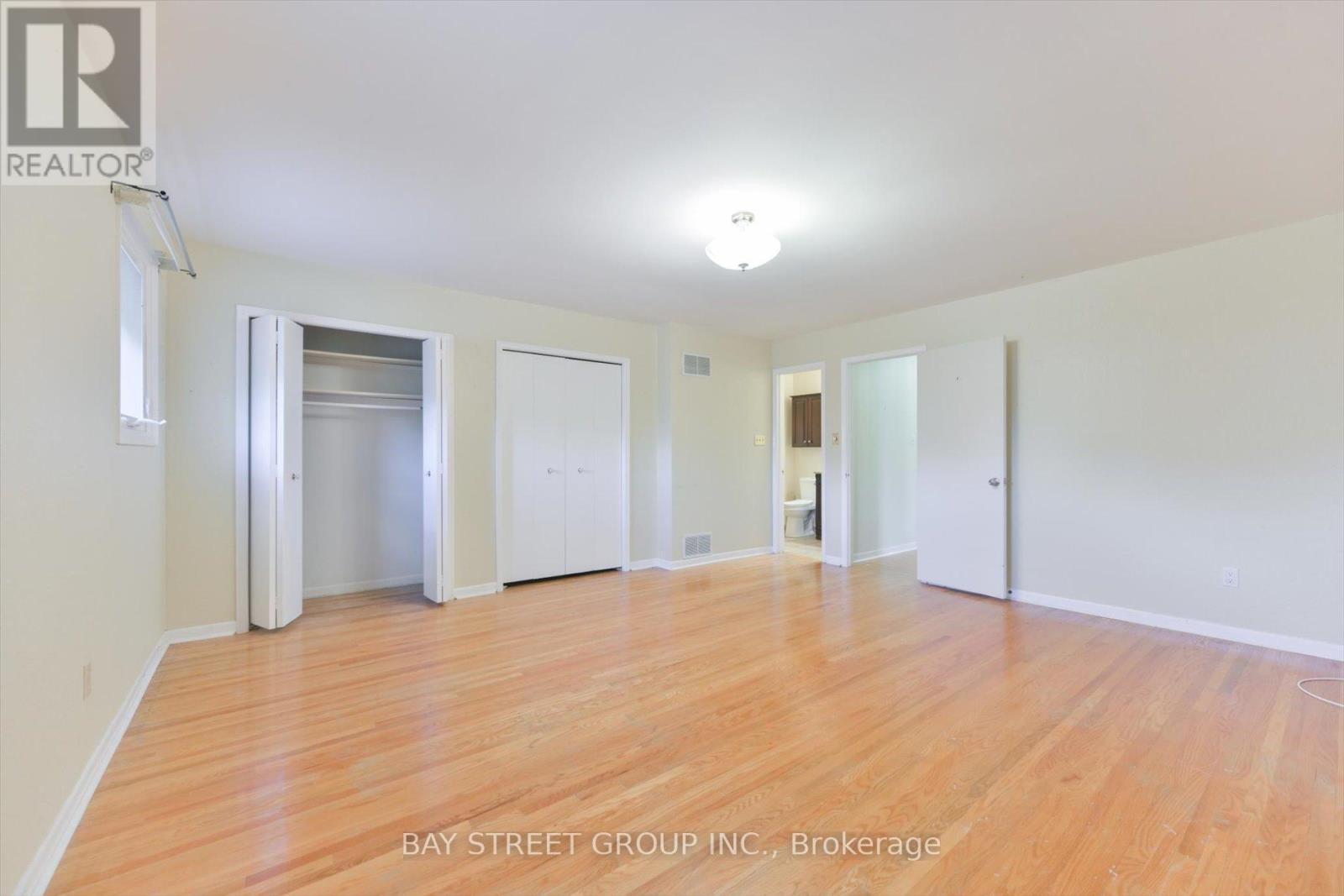 33 Kilchurn Castle Drive, Toronto, ON - Indoor Photo Showing Other Room