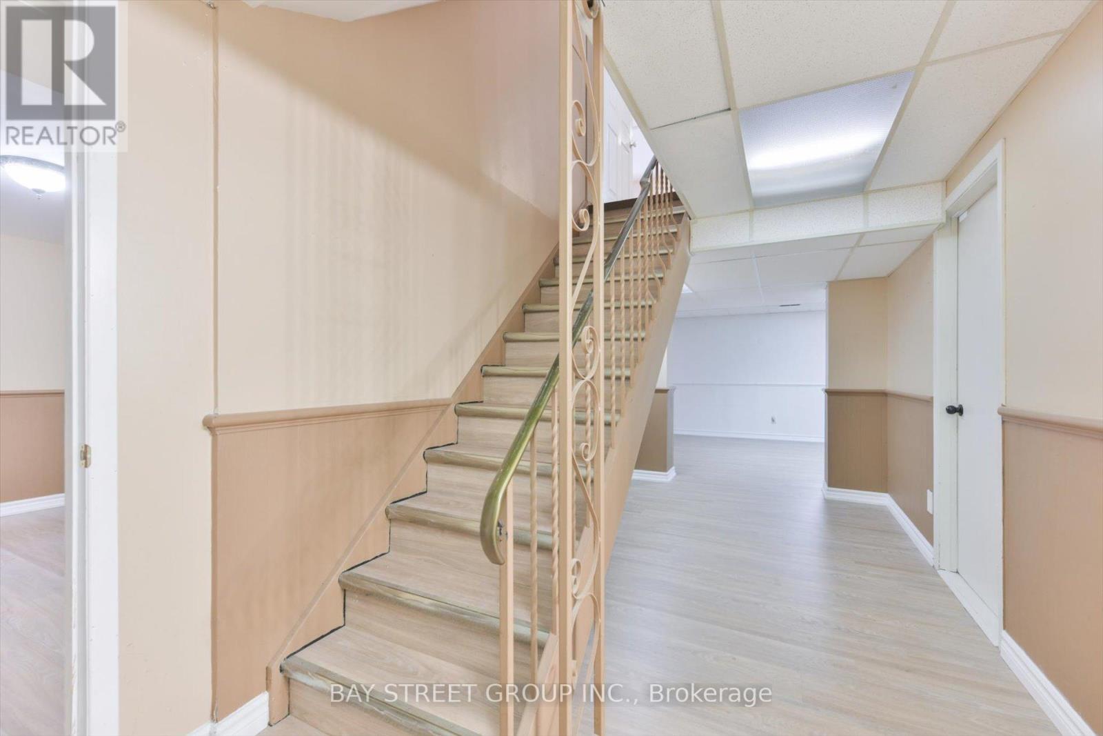 33 Kilchurn Castle Drive, Toronto, ON - Indoor Photo Showing Other Room