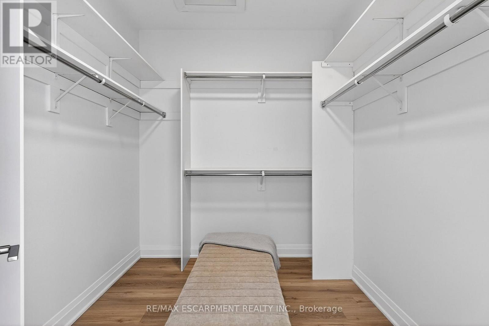 8868 Angie Drive, Niagara Falls, ON - Indoor With Storage