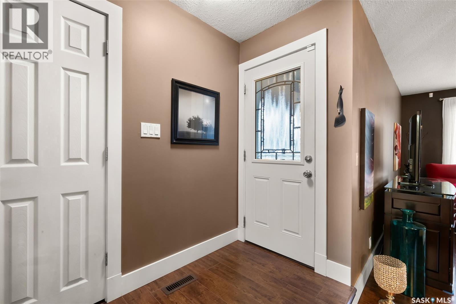 129 N Mccarthy Boulevard, Regina, SK - Indoor Photo Showing Other Room
