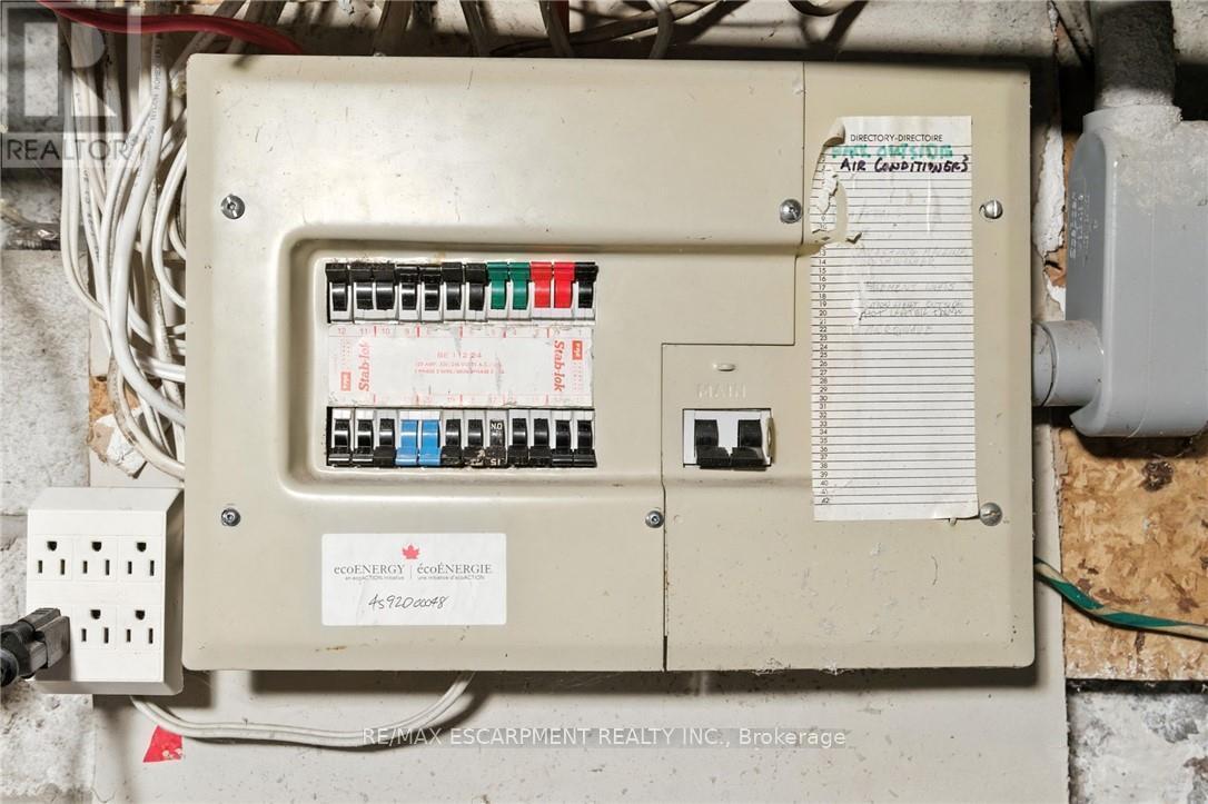 346 Hunter Street W, Hamilton, ON - Indoor Photo Showing Basement