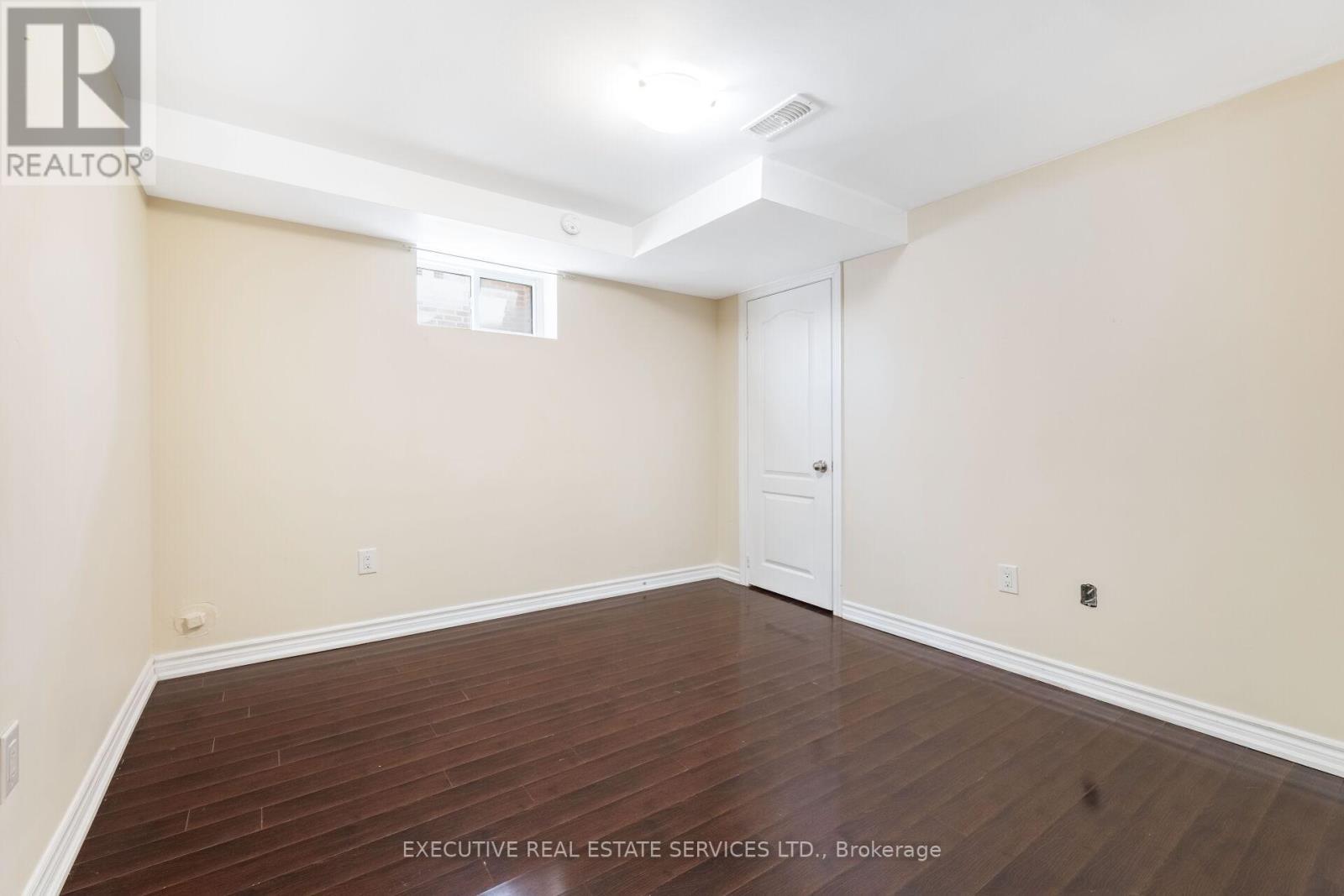 37 Ross Drive, Brampton, ON - Indoor