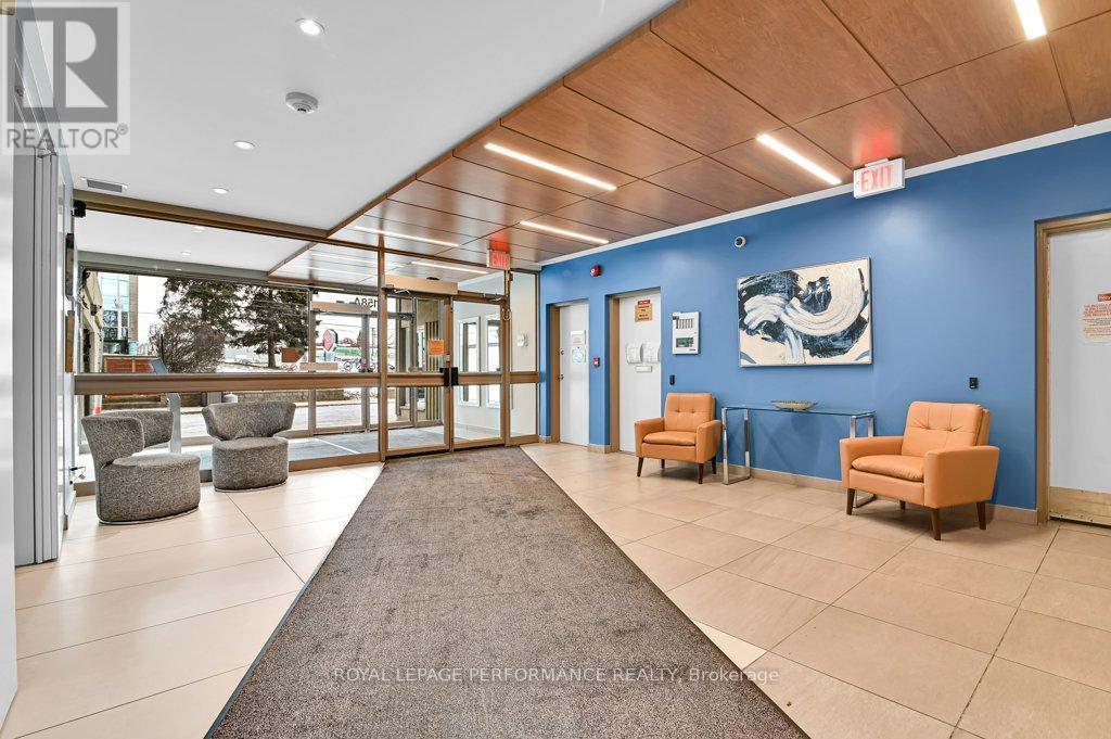 1010 - 158 A Mcarthur Avenue, Ottawa, ON - Indoor Photo Showing Other Room