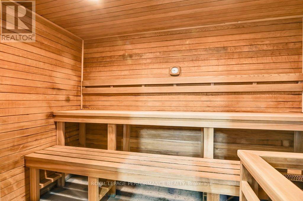 1010 - 158 A Mcarthur Avenue, Ottawa, ON - Indoor Photo Showing Other Room