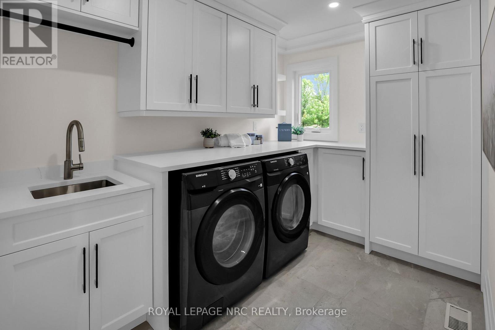 2021 Victoria Avenue, Pelham (North Pelham), ON