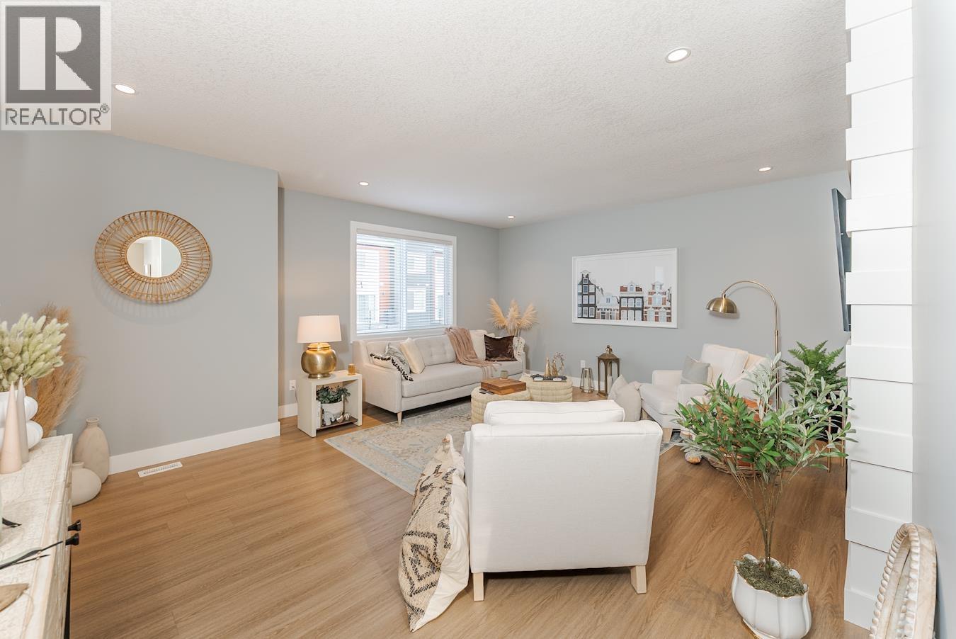 101 4274 22Nd Avenue, Prince George, BC - Indoor Photo Showing Living Room