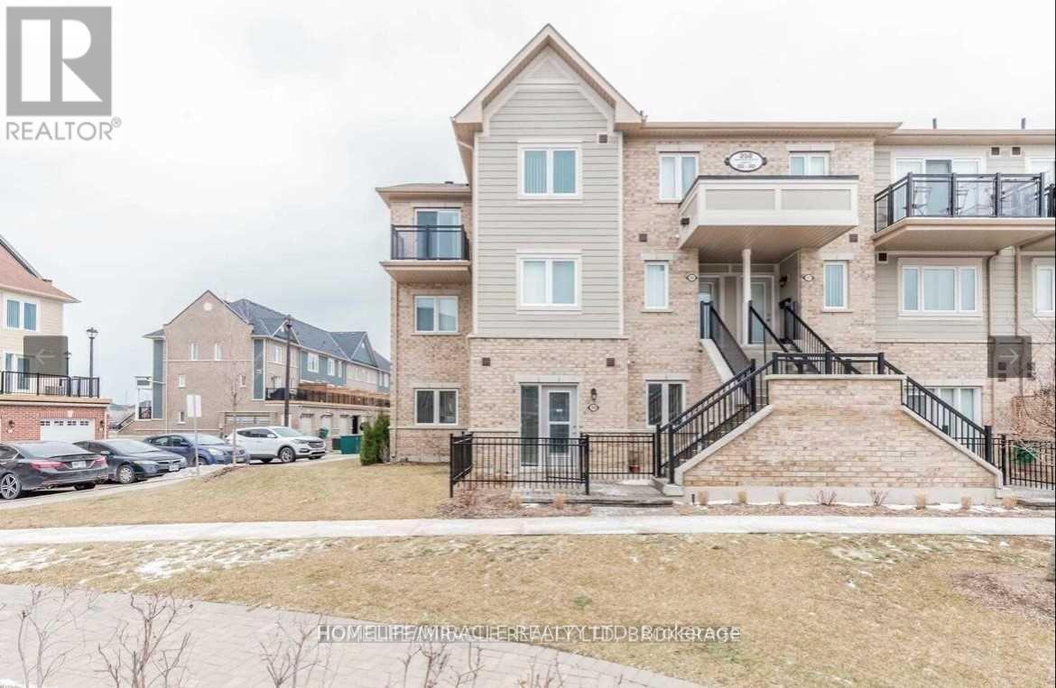 309 - 250 Sunny Meadow Boulevard, Brampton, ON - Outdoor