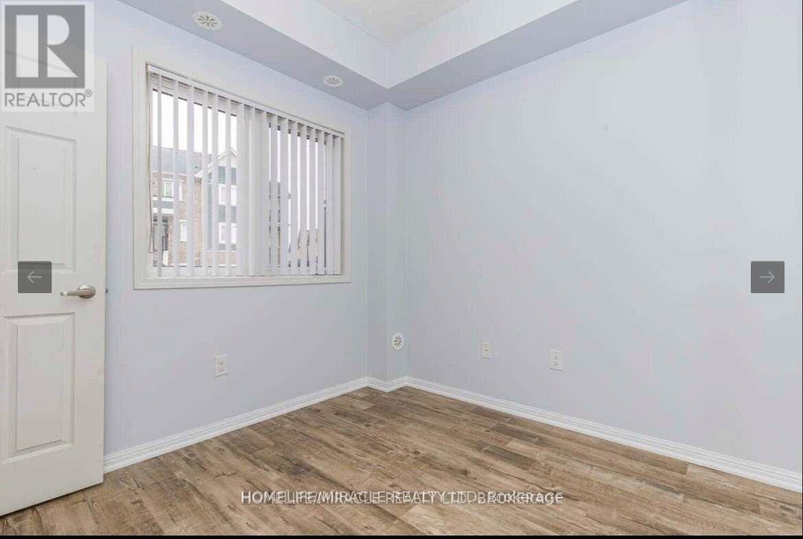 309 - 250 Sunny Meadow Boulevard, Brampton, ON - Indoor Photo Showing Other Room