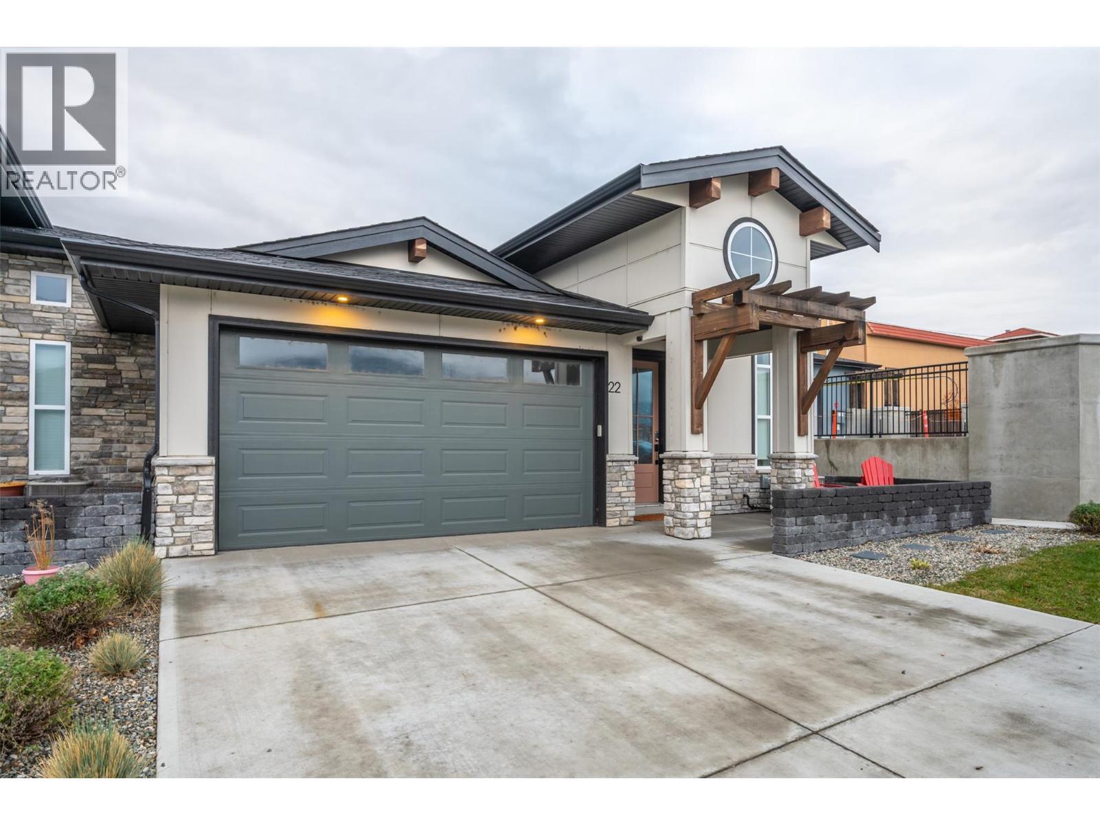 8000 Vedette Drive Unit# 22, Osoyoos, BC - Outdoor