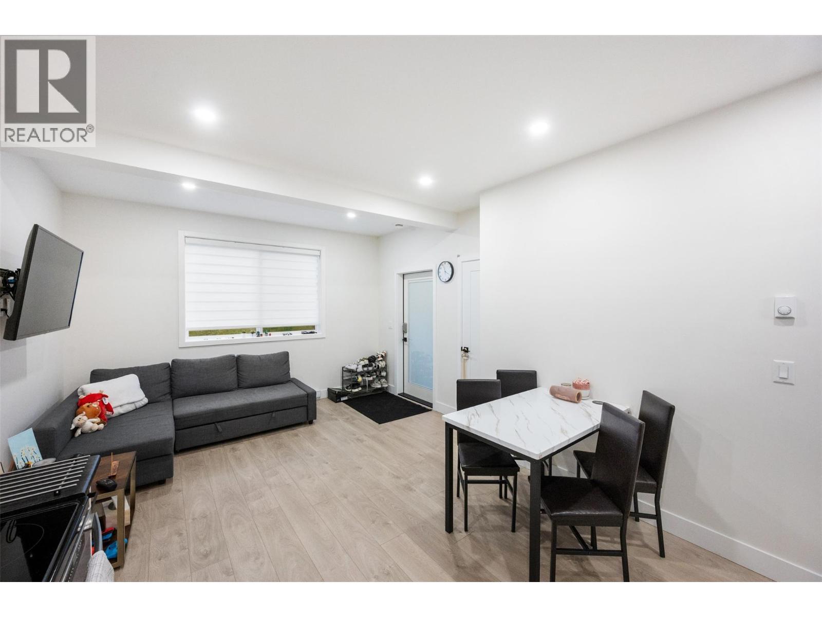 8000 Vedette Drive Unit# 22, Osoyoos, BC - Indoor