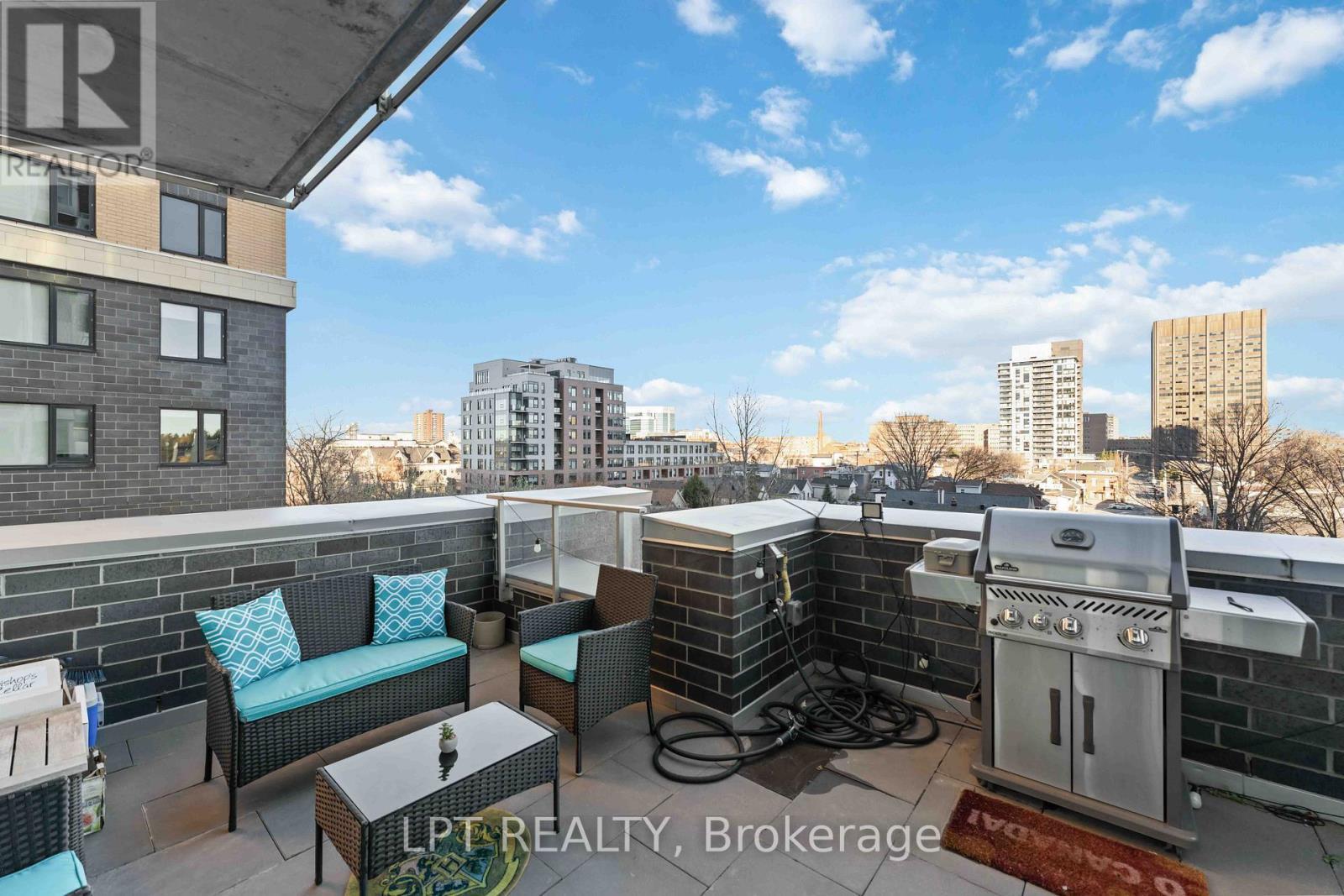 307 - 111 Champagne Avenue S, Ottawa, ON - Outdoor