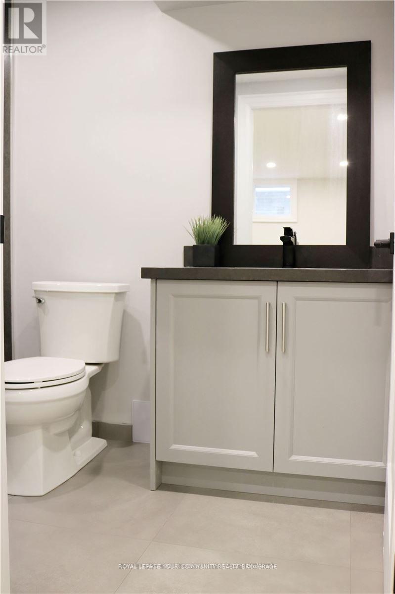 Lower - 4 Norgrove Crescent, Toronto, ON - Indoor Photo Showing Bathroom
