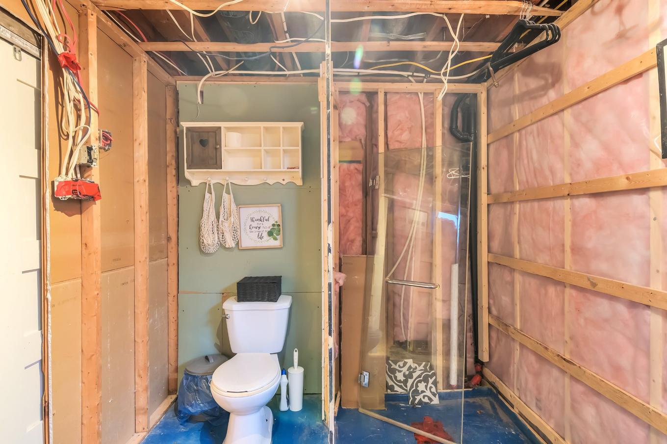 Salle de bains - 5075 Rue Maurice, Longueuil (Saint-Hubert), QC - Indoor