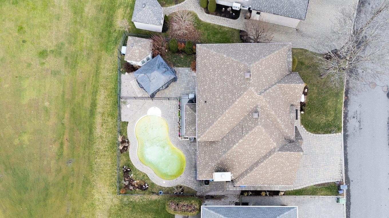 Photo aérienne - 574 Rue Des Fortifications, Saint-Jean-Sur-Richelieu, QC - Outdoor