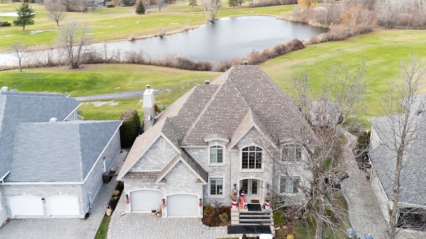 Photo aérienne - 574 Rue Des Fortifications, Saint-Jean-Sur-Richelieu, QC - Outdoor With Facade