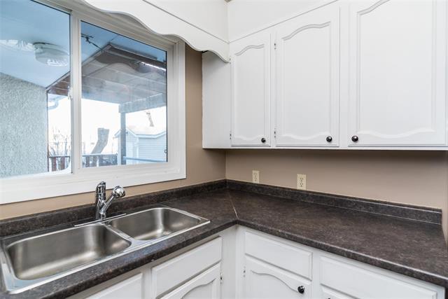 8 Byron Bay, Winnipeg, MB