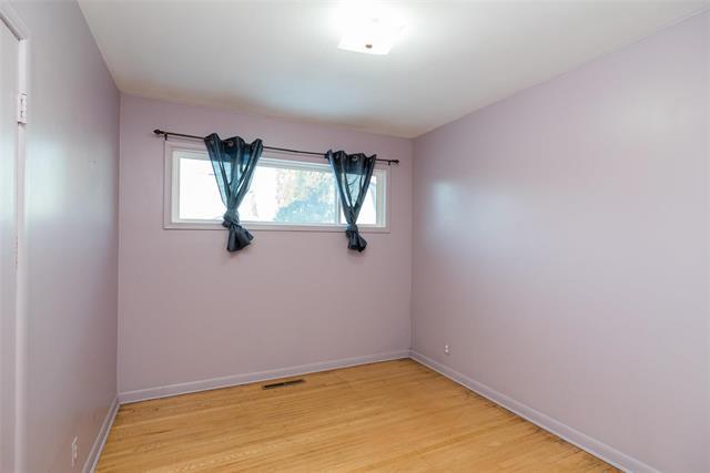 8 Byron Bay, Winnipeg, MB