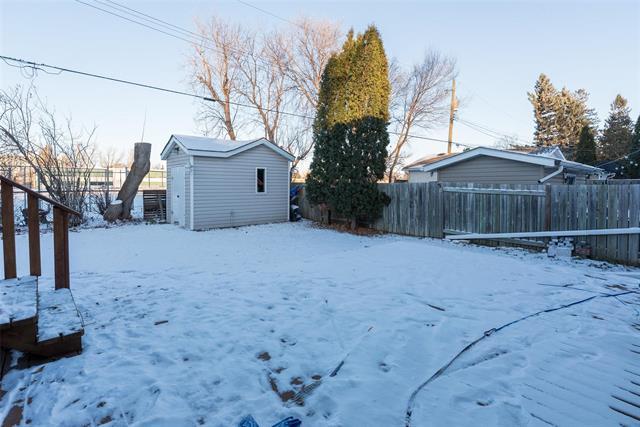 8 Byron Bay, Winnipeg, MB