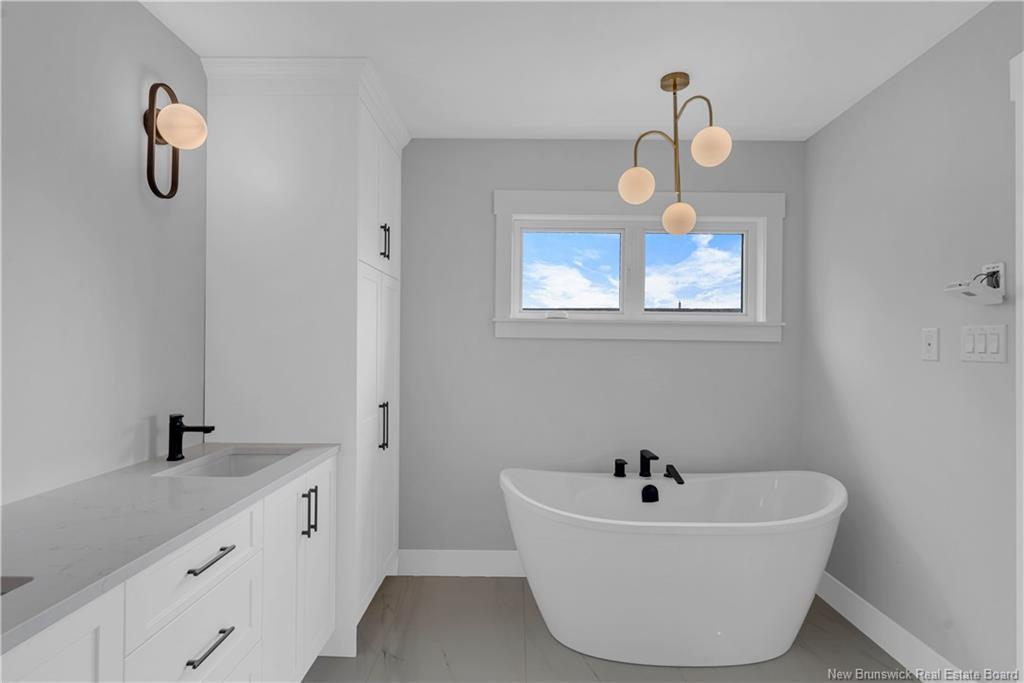 77 Guy St, Shediac, NB