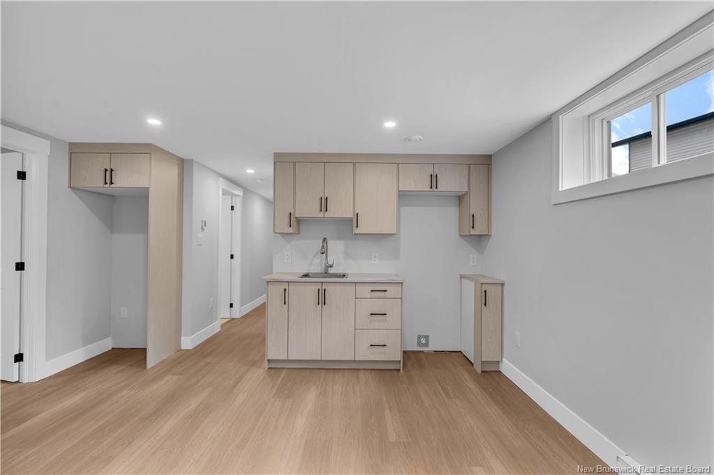 77 Guy St, Shediac, NB