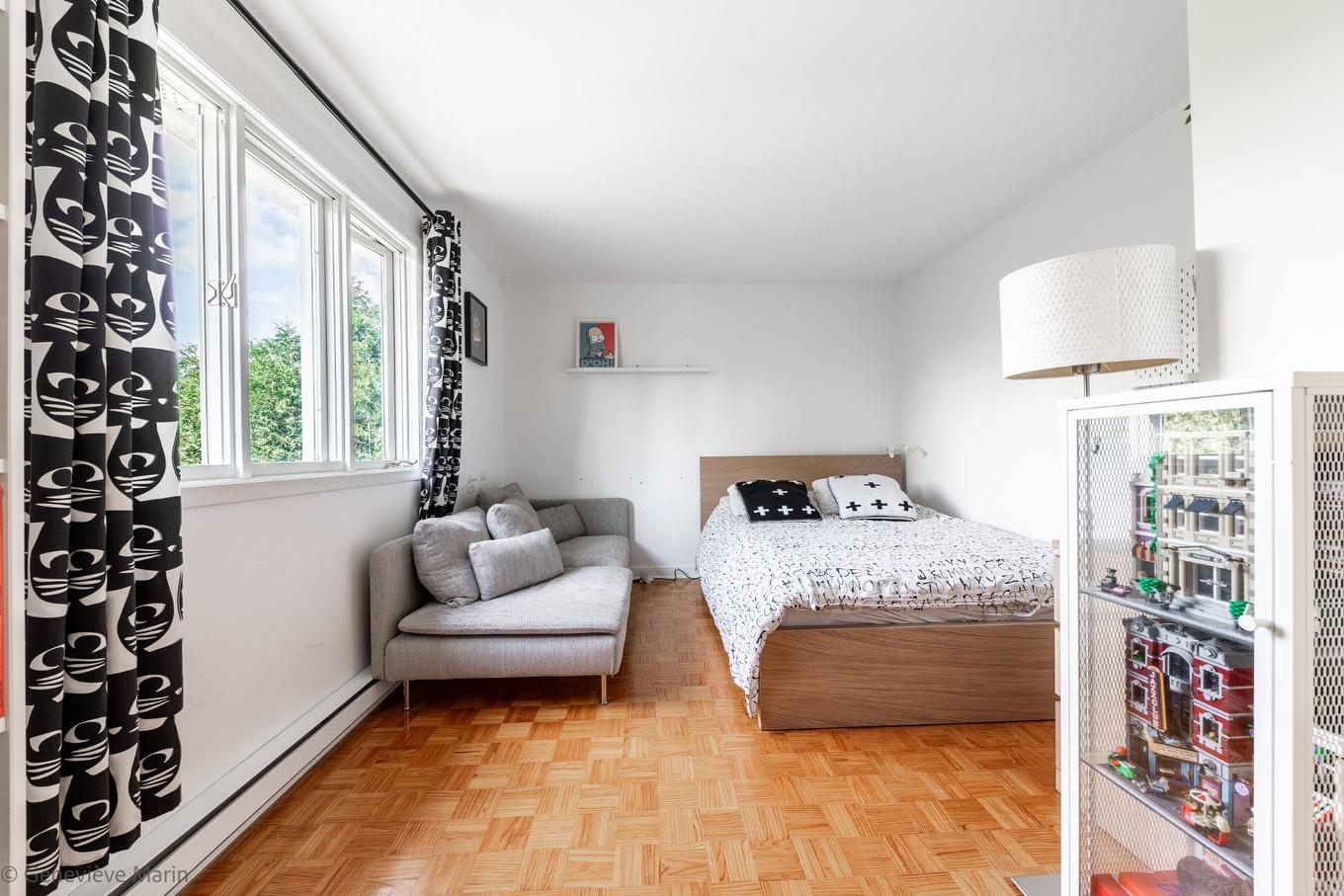 Chambre à coucher - 281 Rue Beaumont E., Saint-Bruno-De-Montarville, QC - Indoor Photo Showing Bedroom