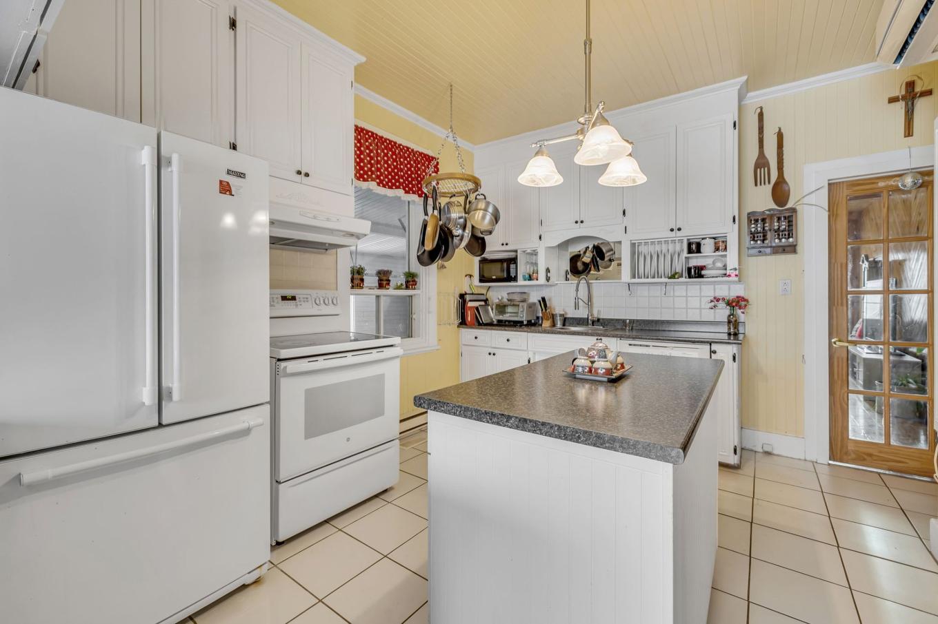 Cuisine - 470 Rue Du Christ-Roi, Lévis (Desjardins), QC - Indoor Photo Showing Kitchen