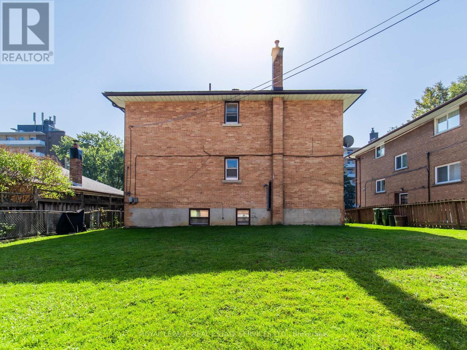 #2 - 20 Park Boulevard, Toronto, ON - Outdoor With Exterior