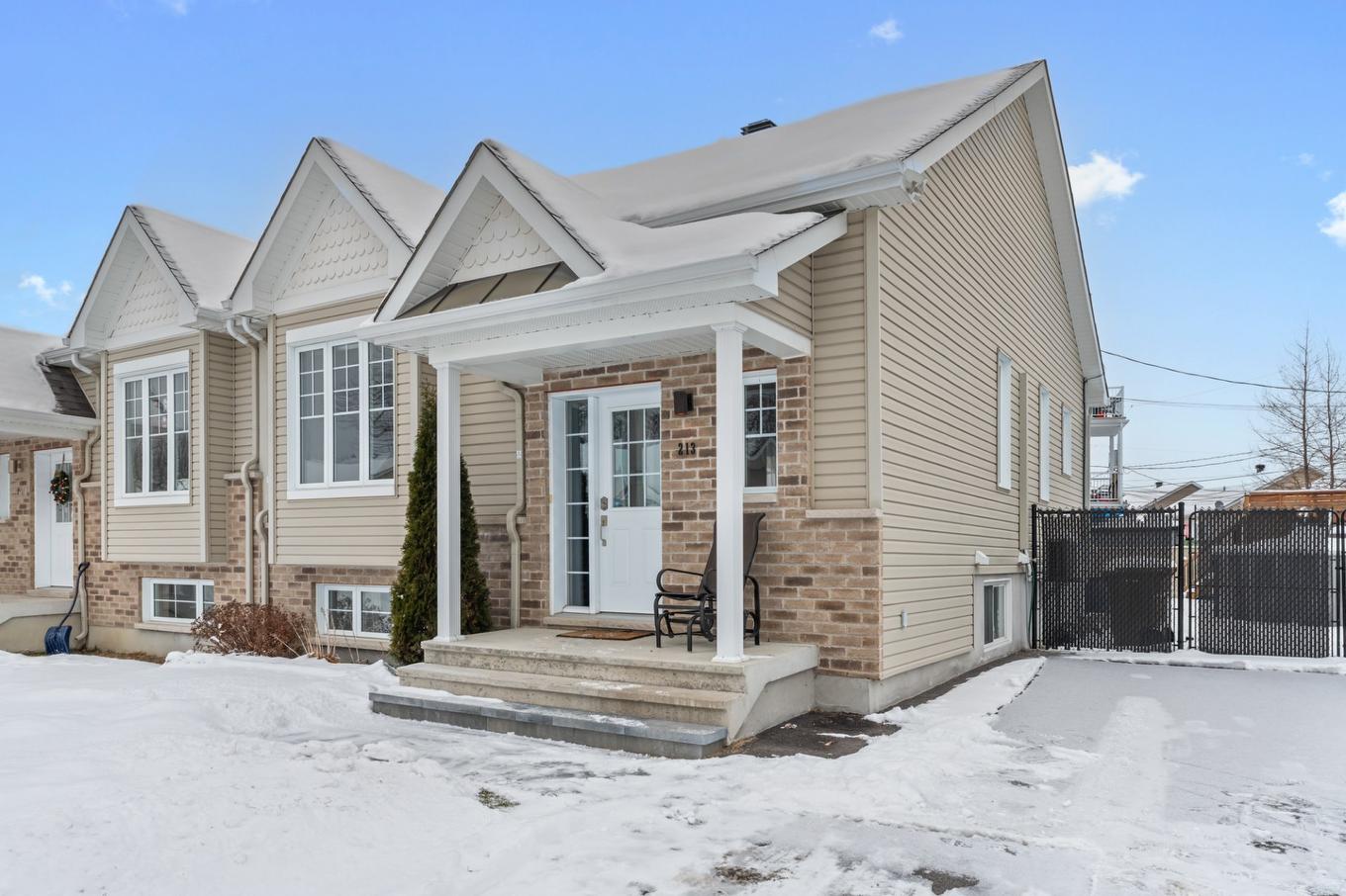 Façade - 213 Rue De Venise, Saint-Lin/Laurentides, QC - Outdoor With Facade