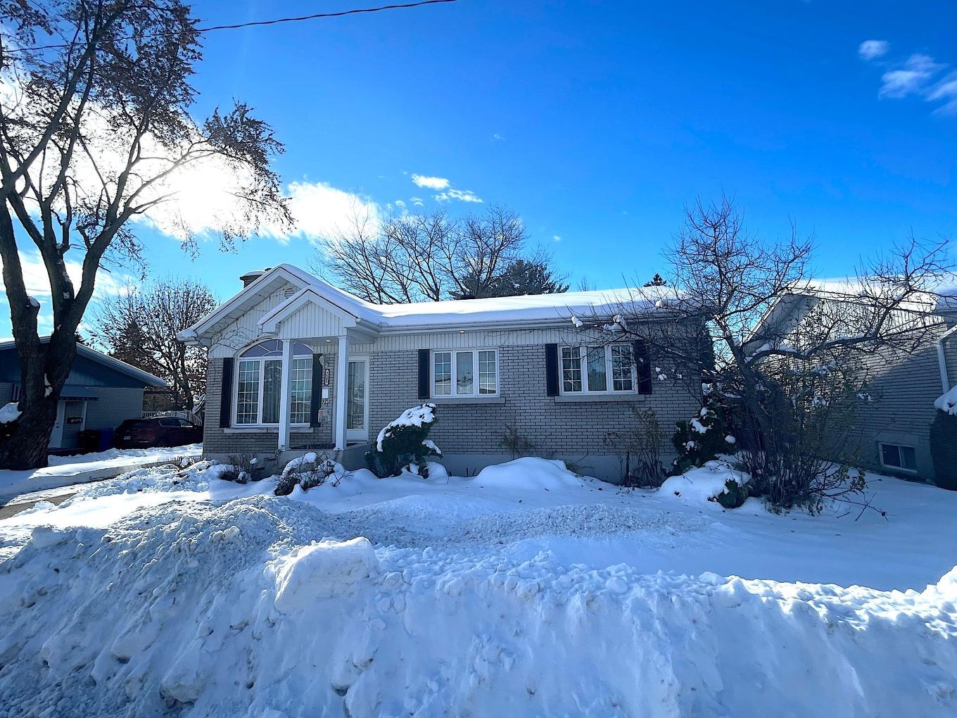 Façade - 1105 Rue Cardinal-Roy, Trois-Rivières, QC - Outdoor With Facade