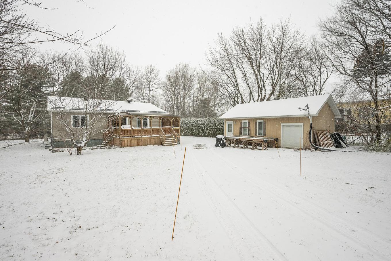 Backyard - 319 23E Avenue E., Venise-En-Québec, QC - Outdoor