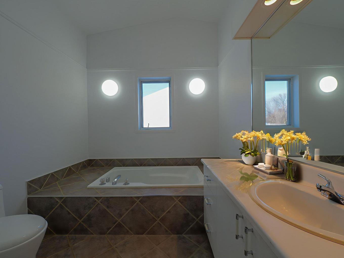 Family room - 5750 Rue Goyer, Trois-Rivières, QC - Indoor Photo Showing Other Room