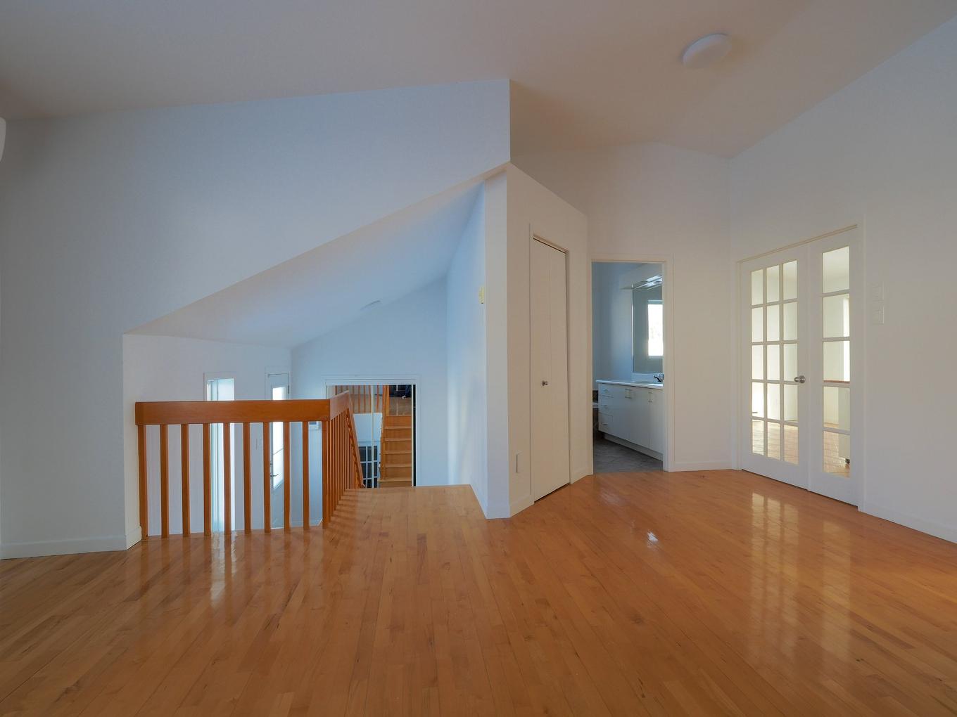 Salon - 5750 Rue Goyer, Trois-Rivières, QC - Indoor Photo Showing Other Room