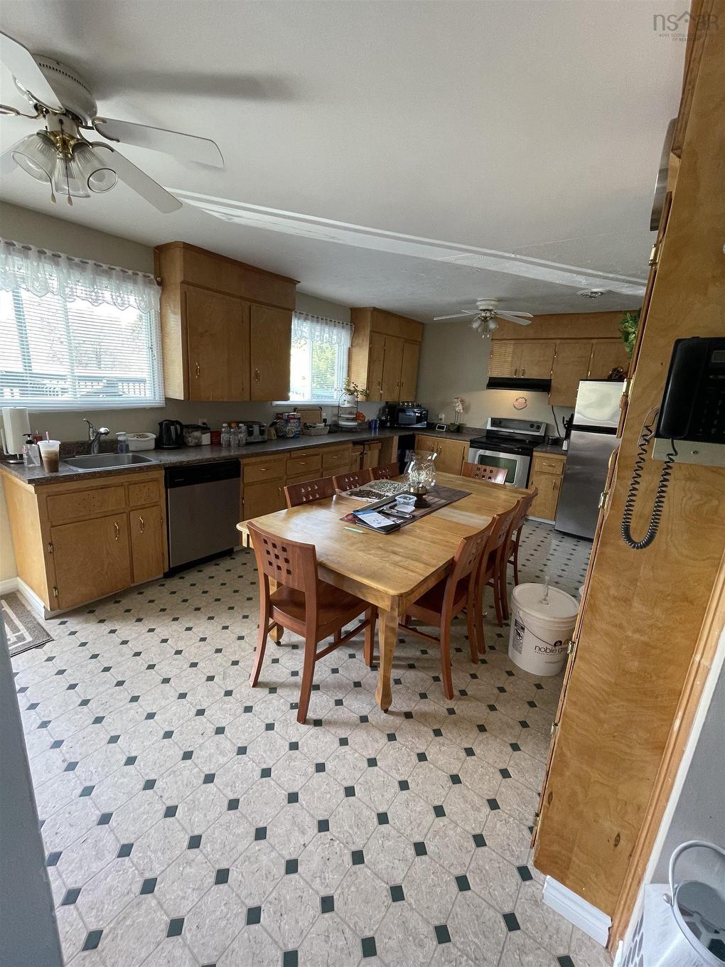 390 Beaver Bank Road, Beaver Bank, NS