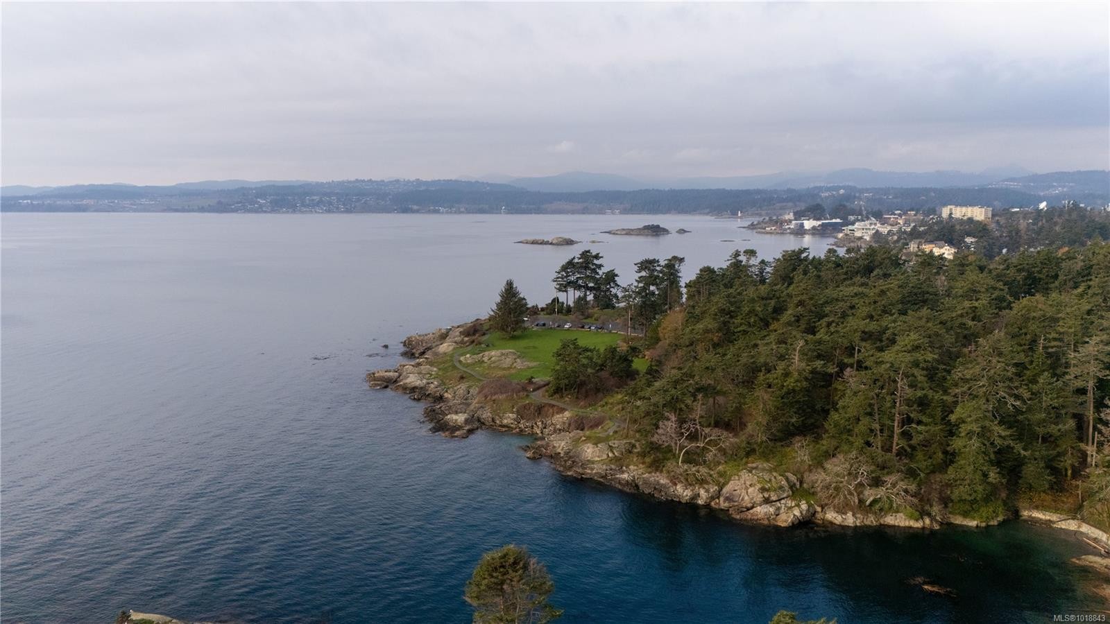 1170 Munro St, Esquimalt, BC