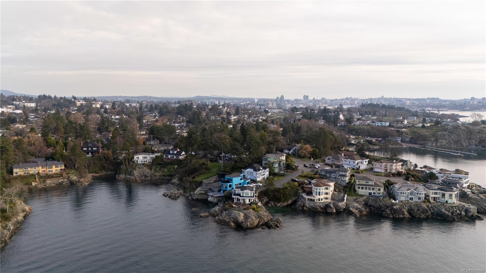 1170 Munro St, Esquimalt, BC