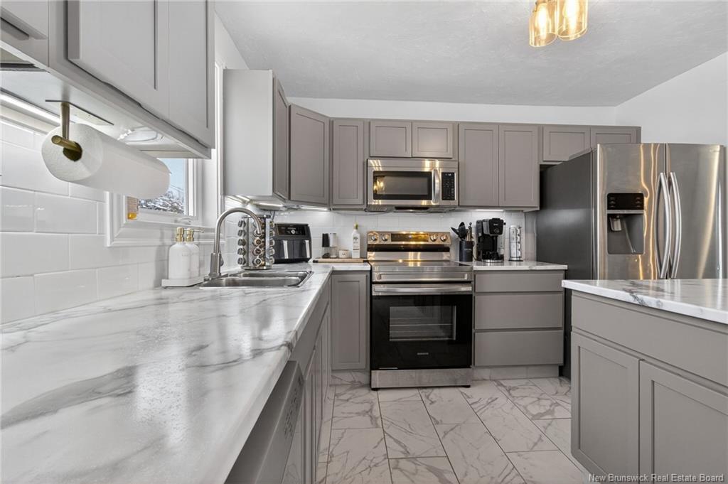 60 Crown, Moncton, NB