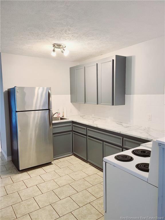 60 Crown, Moncton, NB