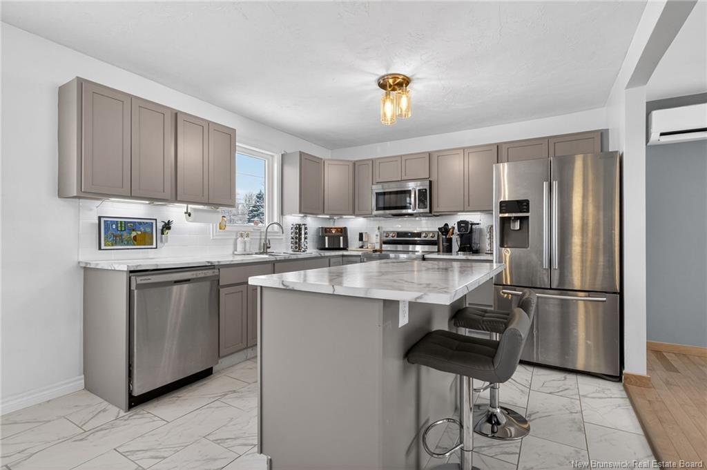 60 Crown, Moncton, NB