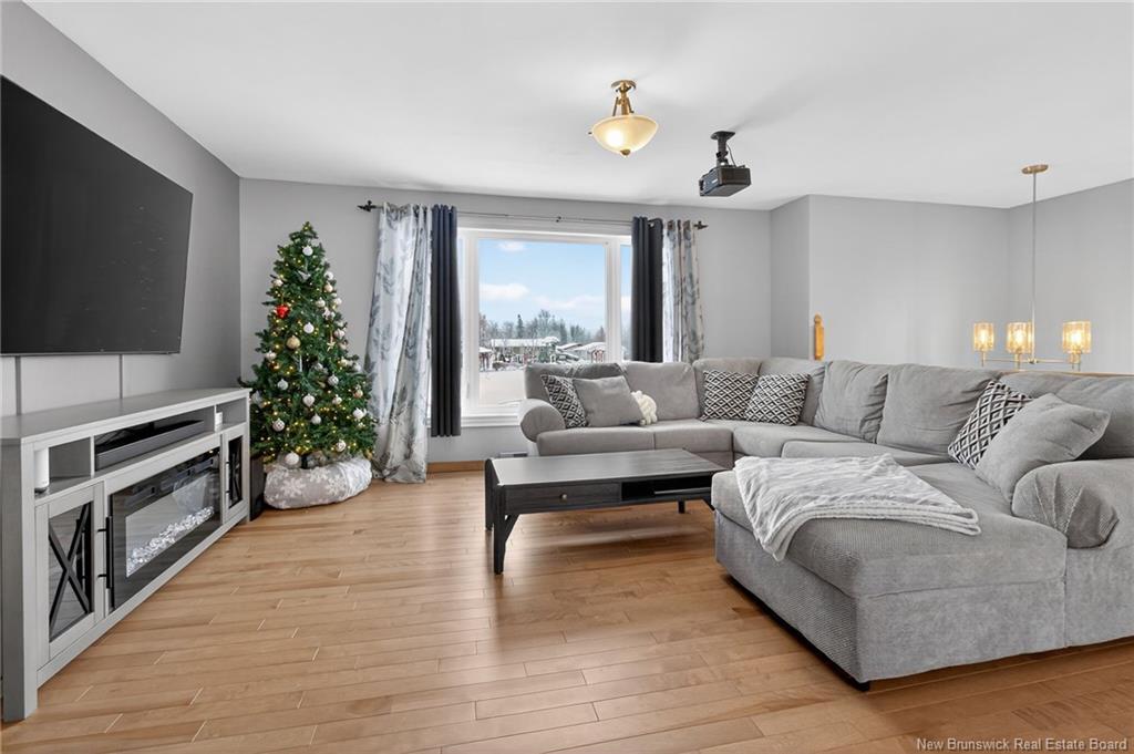 60 Crown, Moncton, NB