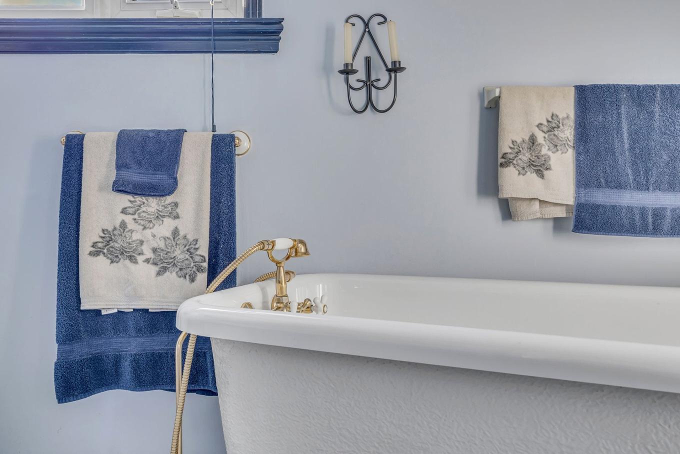 Bathroom - 3 Rue Du Trompe-Souris, Lévis (Desjardins), QC - Indoor Photo Showing Bathroom